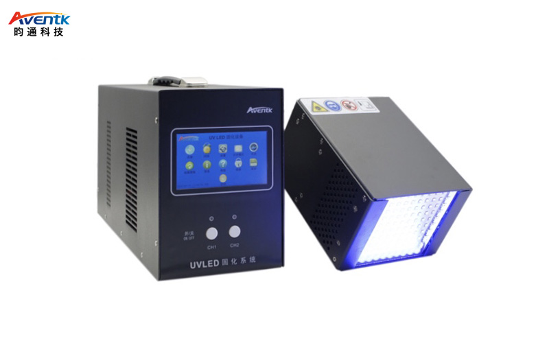 XM-210系列 UVLED面光源固化设备