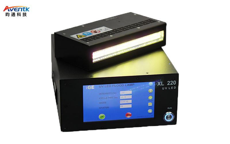 XL220-线光源.jpg XL220-线光源.jpg